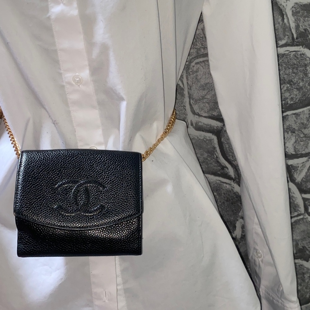 Authentic CHANEL Timeless CC Logo Caviar Leather Wallet - Picture 3 of 15